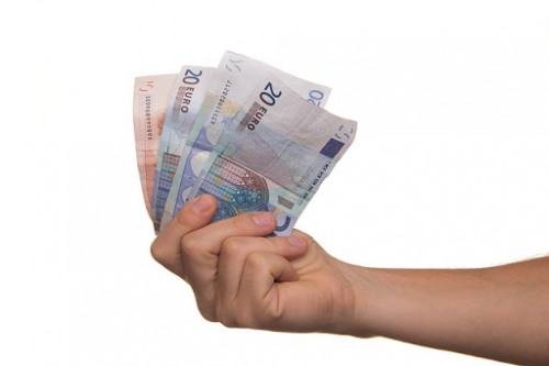 Tarcza antykryzysowa. Dla kogo niskooprocentowana pożyczka? Jak złożyć wniosek?